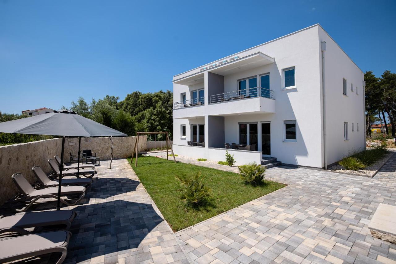 1Oak Rentals 2 Vir Dış mekan fotoğraf